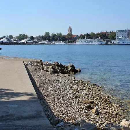 Apartment With Parking Space - 20532 Zadar